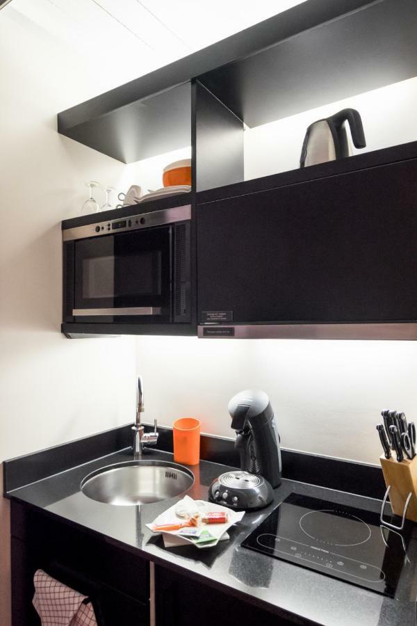 Vieille Bourse - Studio Close To Stations And Old City - Welkeys Lille Exterior photo